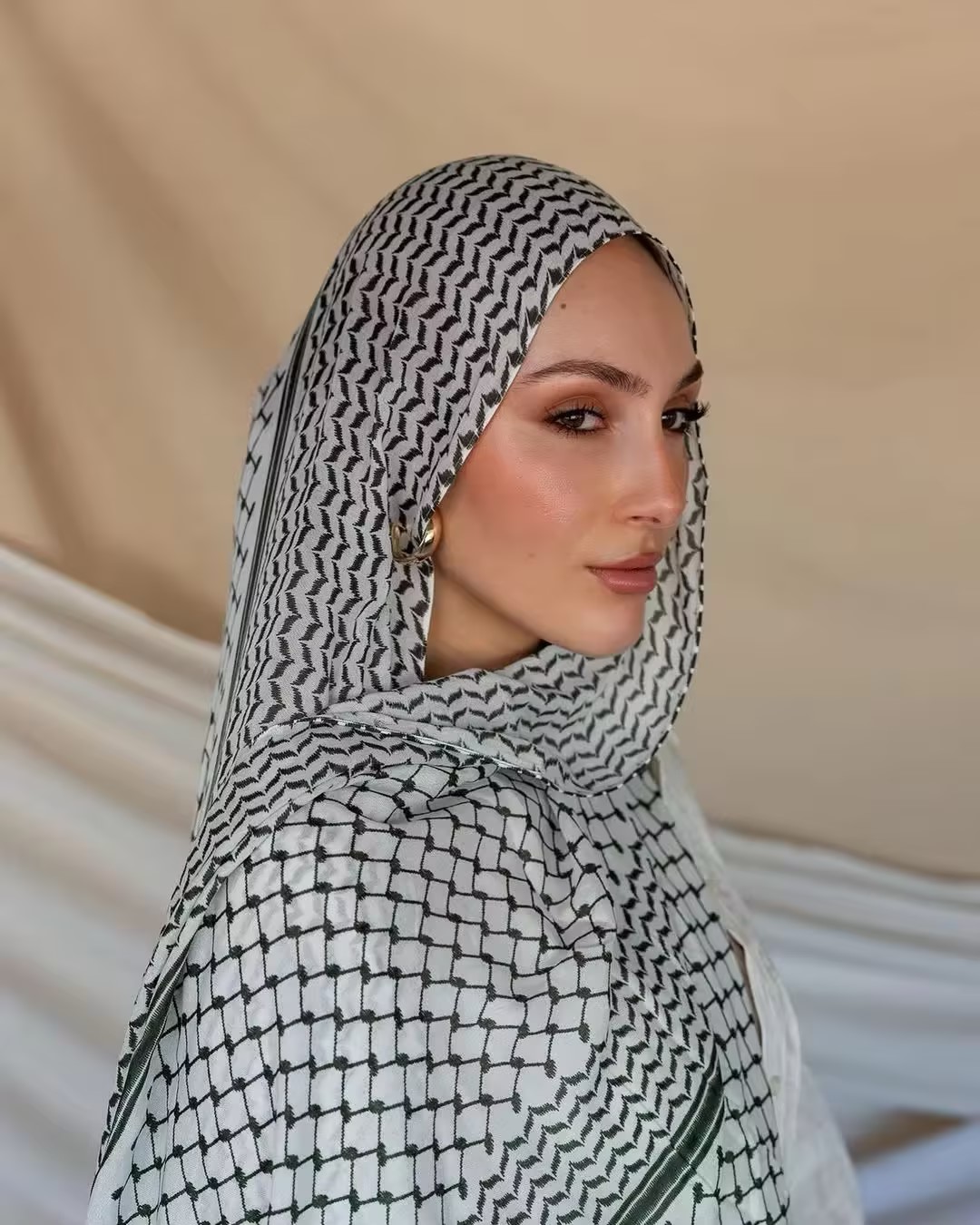 Sıcak arap şifon eşarp kadın m - Women Fashion Uae incelemesi ve fiyatı